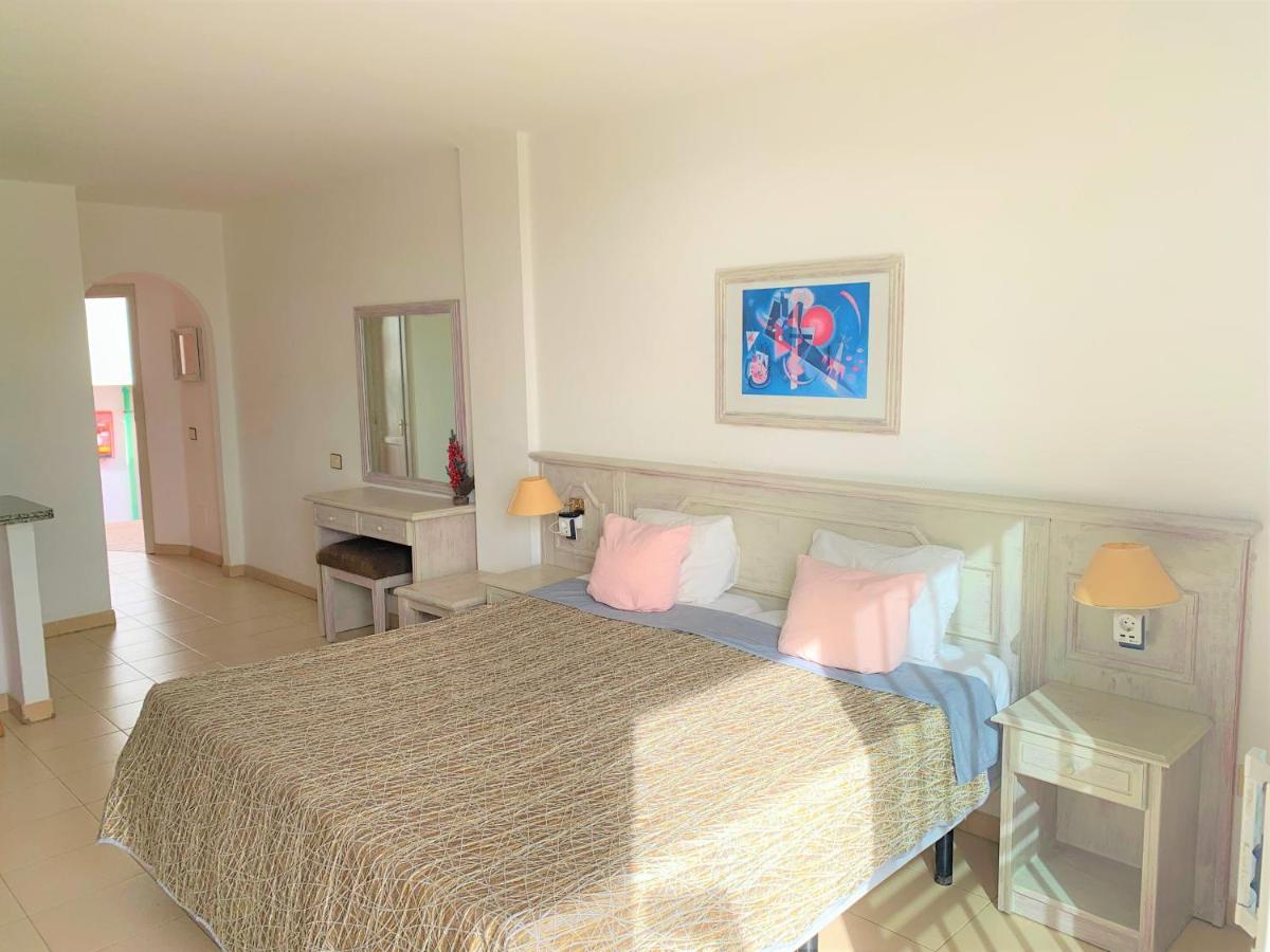 Ocean Breeze And Seaview Resort Costa Adeje Dış mekan fotoğraf